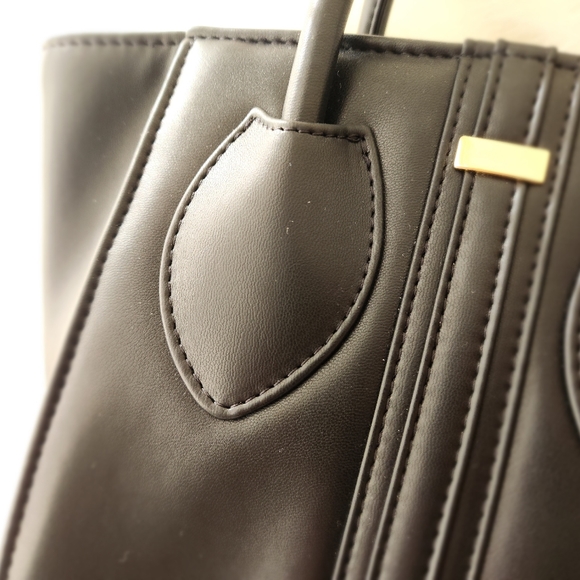 Alexandra K Handbag (vegan) - Picture 3 of 8